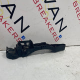 Renault Trafic/Vauxhall Vivaro EXTERIOR DOOR HANDLE INNER BRACKET (NO HANDLE) Drivers Side Front 2014-2019 P/N 806068194R