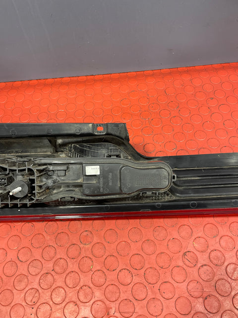 Ford Transit Custom TAILLIGHT PASSENGER SIDE LH (Damaged Lens) 2013-2023 P/N BK2113405AG - 3