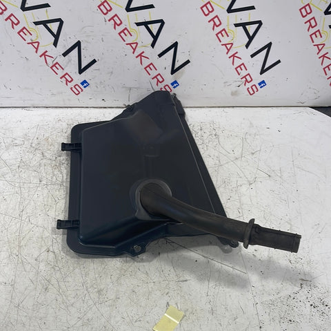 Renault Trafic/Vauxhall Vivaro 2014-2019 PASSENGER N/S WINDSCREEN SCUTTLE PANEL TRIM  P/N 93868425