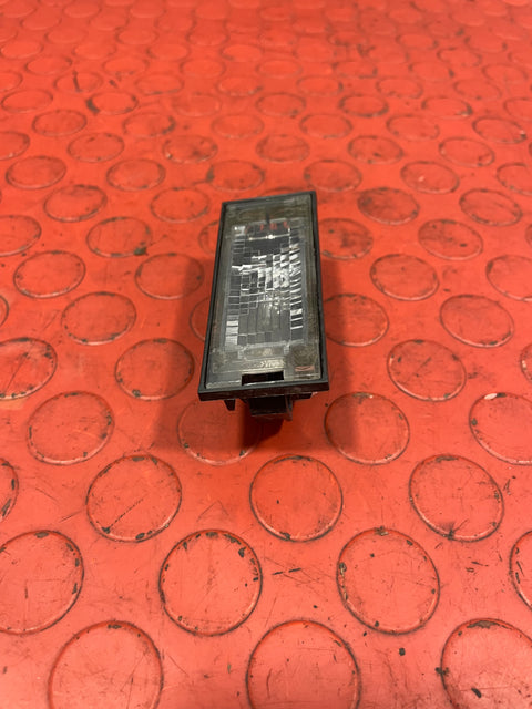 Fiat/Mercedes/Nissan/Opel/Renault NUMBER PLATE LIGHT P/N 8200480127