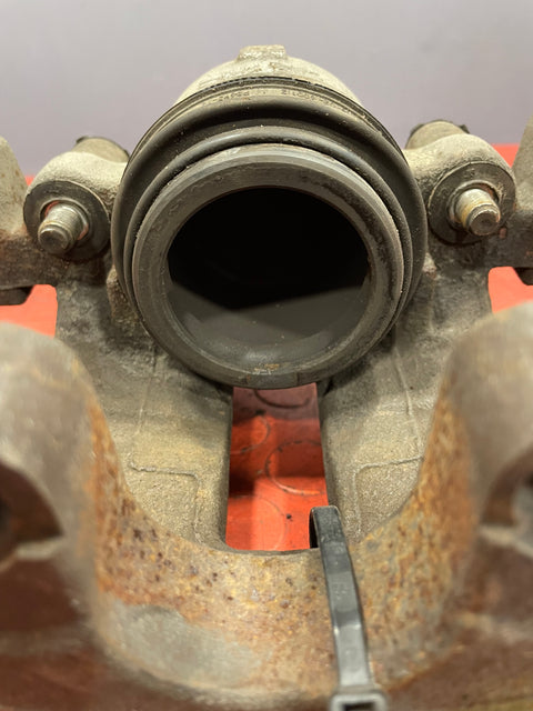 Citroen Berlingo/Peugeot Partner FRONT BRAKE CALIPER Passenger Side 2018-2024 P/N 9830798880