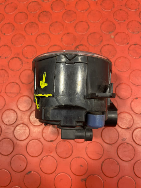 Citroen Berlingo/Peugeot Partner/Vauxhall Combo/Toyota Proace City FOG LIGHT ASSEMBLY (fits both sides) (BROKEN MOUNTINGS) 2019-2024 P/N 9837817180 - 2