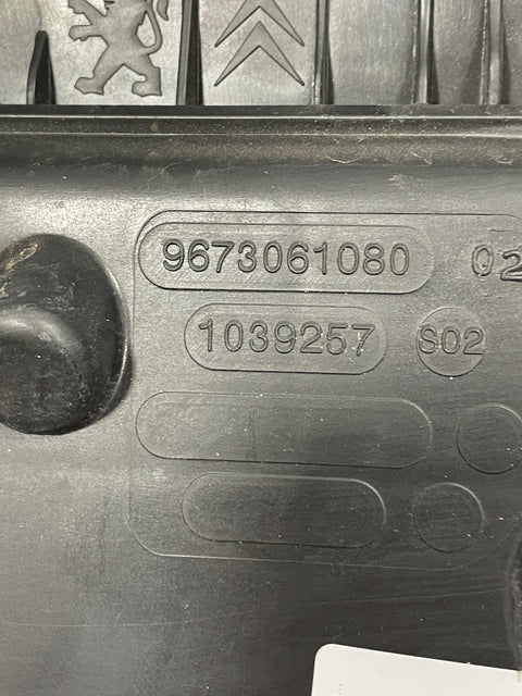 Citroen Berlingo/Peugeot Partner AIRBOX WITH AIR FLOW SENSOR & AIR FILTER 1.6hdi 2008-2016 P/N 9673061080