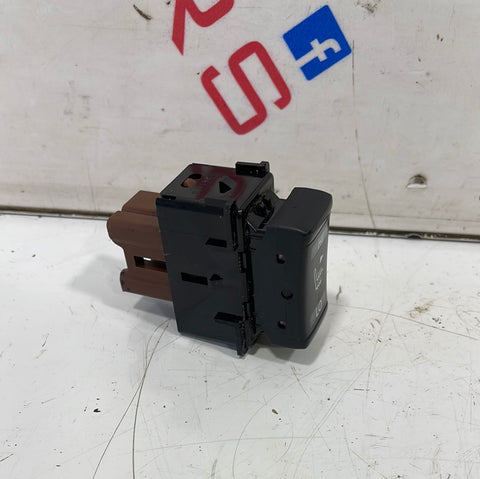 Toyota Hilux HEATED SEAT CONTROL SWITCH 2019 P/N 16414MD