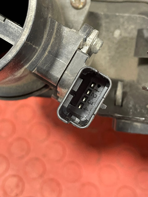 Citroen Berlingo/Peugeot Partner AIRBOX WITH AIR FLOW SENSOR & AIR FILTER 1.6hdi 2008-2016 P/N 9673061080