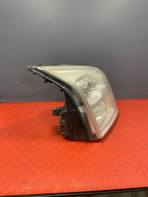 Ford Transit HEADLIGHT ASSEMBLY Mk7 2007-2013 Drivers Side (DAMAGED MOUNTING BRACKET) P/N 6C1113W029BG