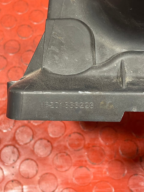 Renault Trafic/Vauxhall Vivaro AIR BOX LID WITH AIR FLOW METER 2014-2019 P/N H8201333223 - 1