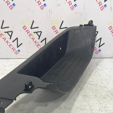 Citroen Dispatch/ Peugeot Expert/ Toyota Proace/ Vauxhall Vivaro DOOR STEP COVER TRIM FRONT RIGHT SIDE 2019-2023  P/N 98129341ZD