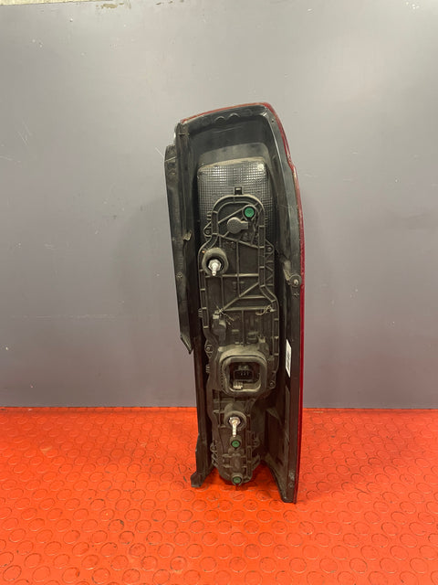 Peugeot Boxer REAR TAILLIGHT ASSEMBLY 2016-2019 Passenger side (Cracked lens) P/N 20620751