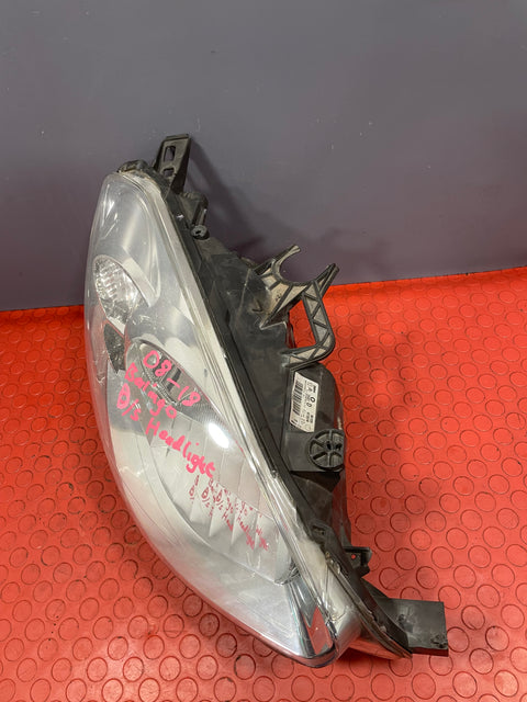 Peugeot Partner HEADLIGHT RIGHT DRIVERS SIDE  2012-2015 P/N 9677202180