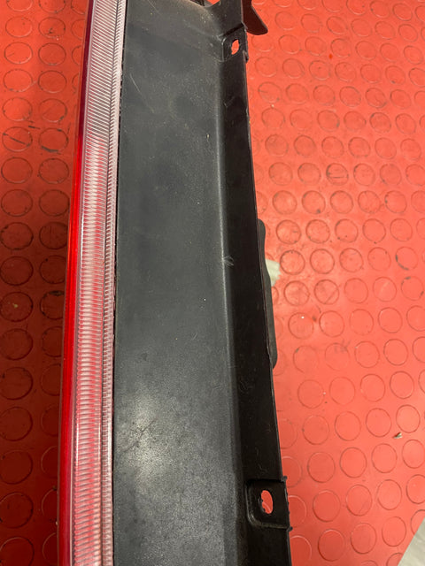 Ford Transit Custom TAILLIGHT PASSENGER SIDE (Small Crack In Top Of Lens) 2013-2018 P/N BK2113405AJ - 1