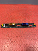 Citroen Dispatch/Peugeot Expert/Toyota Proace/Vauxhall Vivaro DASHBOARD CENTER SWITCH PANEL 2016-2024 P/N 9811141877 - 2 / 9808825177