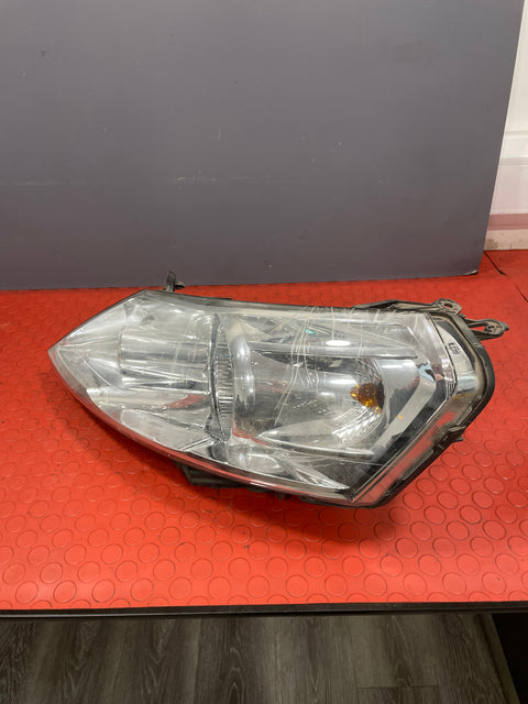 Citroen Dispatch/Peugeot Expert PASSENGER SIDE HEADLIGHT 2011-2016 P/N 89902607 - 3