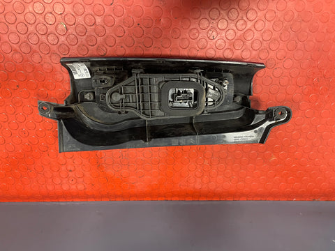 Citroen Berlingo/Peugeot Partner/Vauxhall Combo/Toyota Proace City DRIVERS SIDE TAILLIGHT (Scraped Lens) 2019-2024 P/N 9820554880 - 5