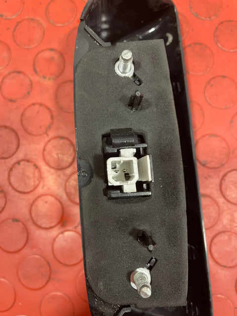 Vauxhall Vivaro/ Renault Trafic REAR NUMBER PLATE LIGHT 2014-2019 P/N 93854773