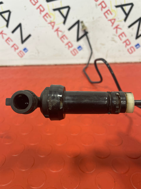 Vauxhall Vivaro B/ Renault Trafic CLUTCH MASTER CYLINDER PIPE 2015   P/N  93457711