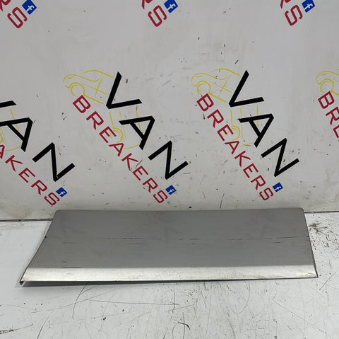 Renault Trafic PASSENGER SIDE SLIDING DOOR LOWER TRIM (SILVER)  P/S LWB 2014-2023 P/N 788137407R     .