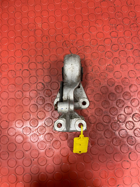 Citroen Berlingo/Peugeot Partner DRIVESHAFT MOUNT  2015-2018 P/N 81090780