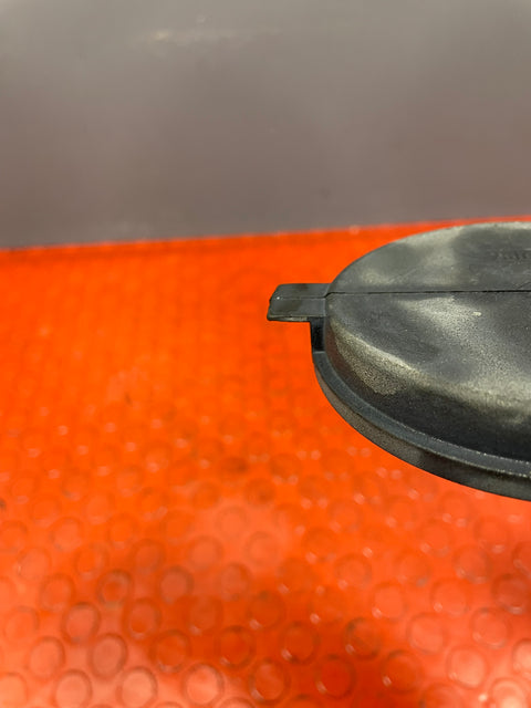 Peugeot Partner HEADLIGHT DUST CAP COVER 2018-2022 P/N 89034078