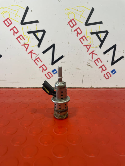 Citroen/ Peugeot/ Vauxhall OE UREA AdBlue Injector in Cat 1.5 DV5R 2019> P/N 9813930180