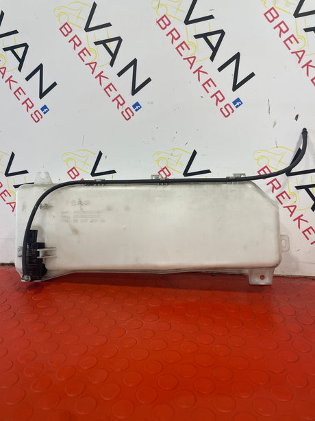 Vauxhall Vivaro/ Citroen Dispatch/ Peugeot Expert/ Toyota Proace 2017 –2023 Washer Bottle  (WITH PUMP)   P/N 9809803680