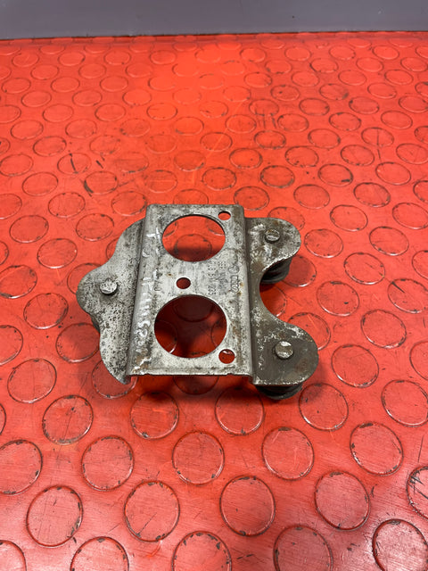 Volkswagen T5 Transporter ABS MODULE MOUNTING BRACKETS 2003-2010 P/N 7L8614235