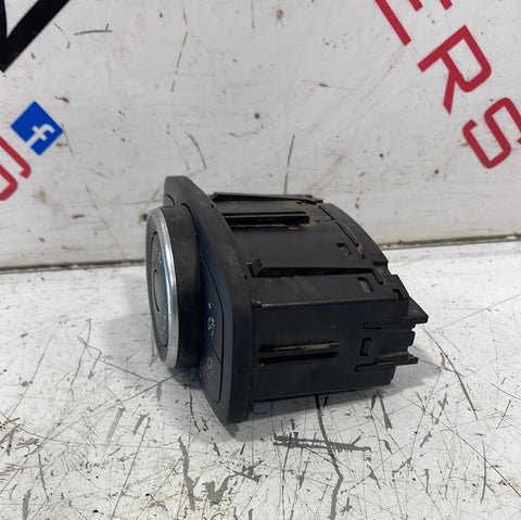 Ford Transit Custom/MK8 HEADLIGHT SWITCH (6 PIN) 2019-2023 P/N JX713D061BC