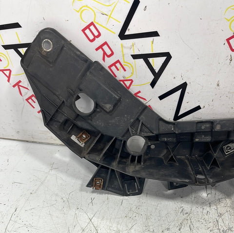 Citroen Relay/Peugeot Boxer/Fiat Ducato DRIVER SIDE HEADLIGHT BUMPER BRACKET 2014-2019 P/N 13751620280