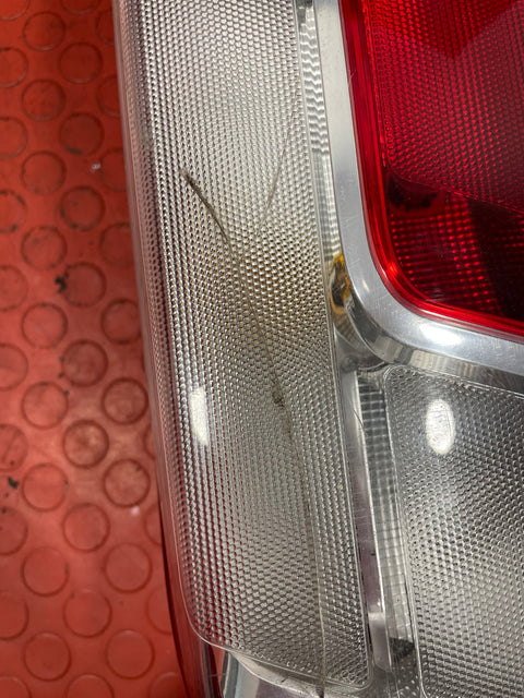 Peugeot Boxer REAR TAILLIGHT ASSEMBLY 2016-2019 Passenger side (Cracked lens) P/N 20620751