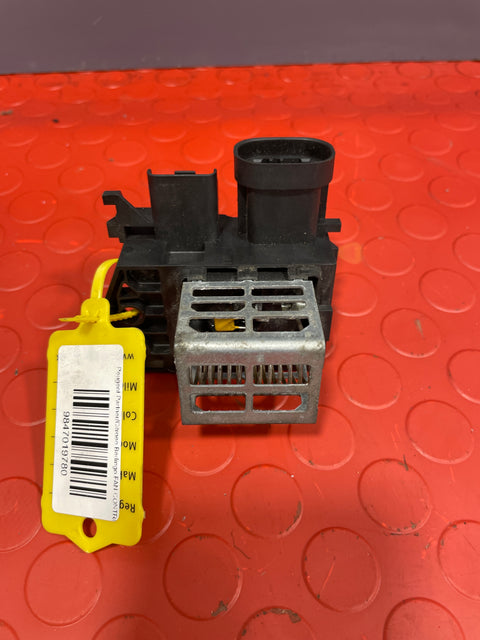 Peugeot Partner/Citroen Berlingo FAN CONTROL MODULE P/N 9847019780