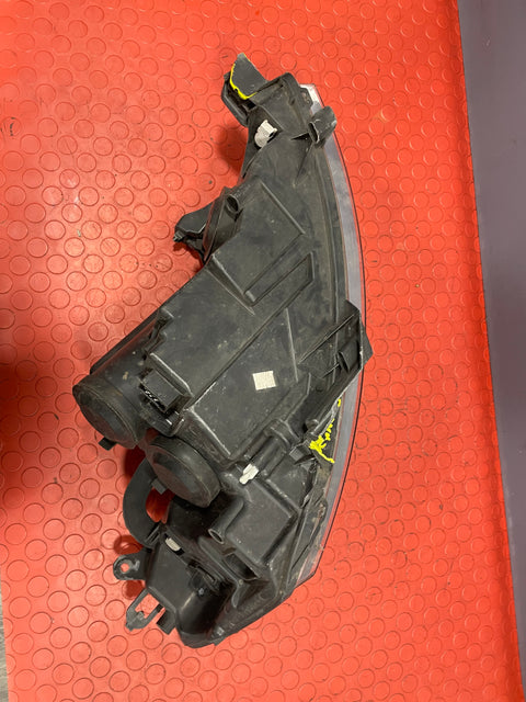 Citroen Dispatch/Peugeot Expert PASSENGER SIDE HEADLIGHT 2011-2016 P/N 89902607 - 3