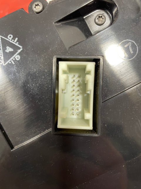 Citroen Berlingo/Peugeot Partner/Vauxhall Combo/Toyota Proace City DASH CLOCKS INSTRUMENT CLUSTER PANEL 2019-2024 P/N 769167680U