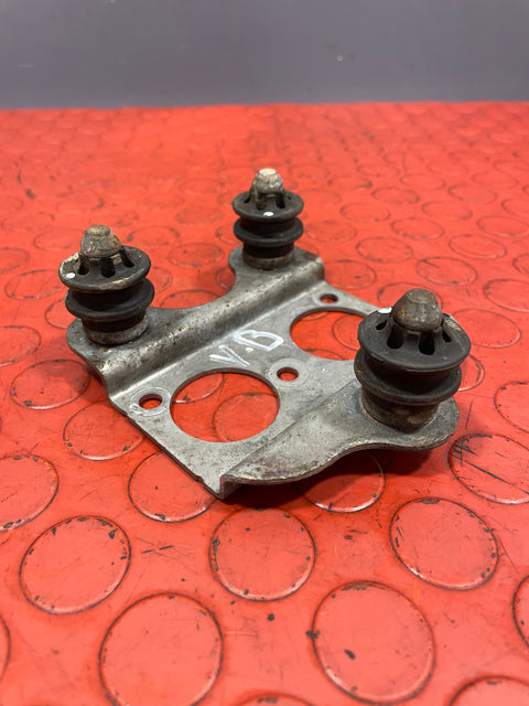 Volkswagen T5 Transporter ABS MODULE MOUNTING BRACKETS 2003-2010 P/N 7L8614235