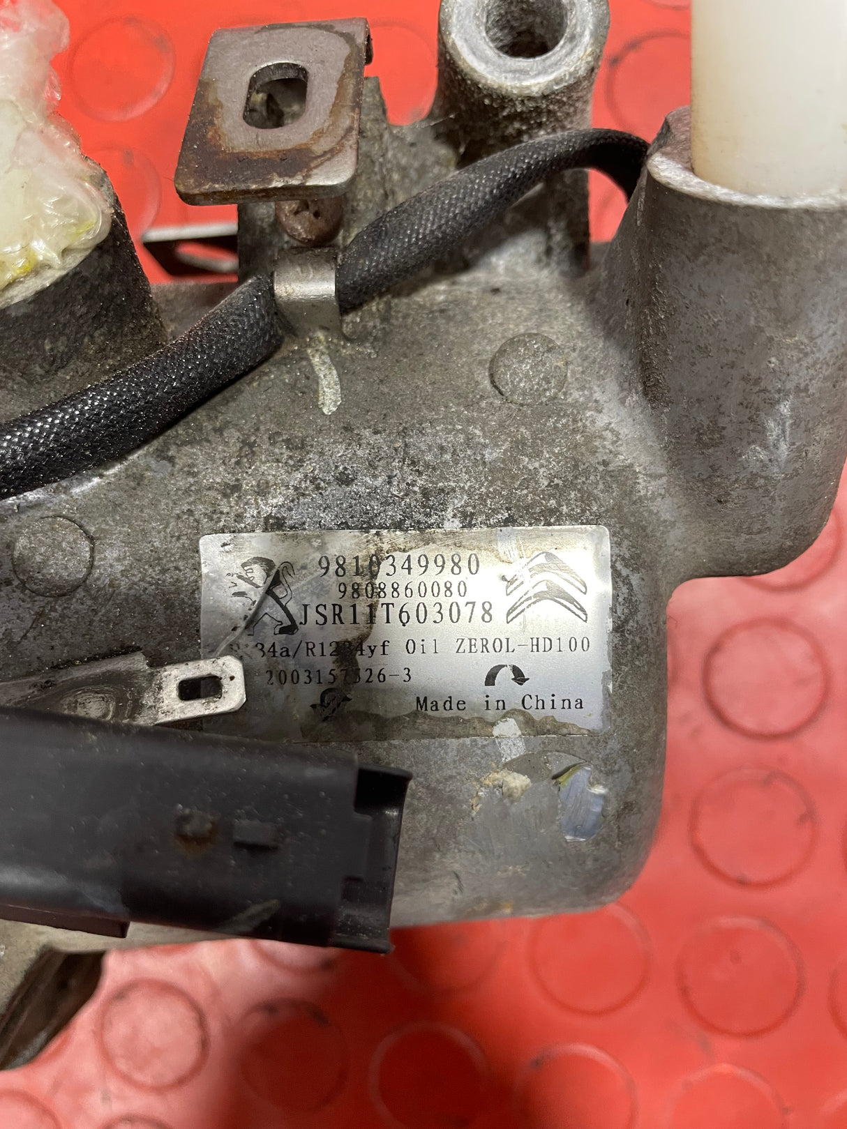 Citroen Berlingo/Peugeot Partner/Vauxhall Combo/Toyota Proace City AIR CONDITIONING PUMP 1.5 2 PIN 2019-2024 P/N 9810349980 - 4