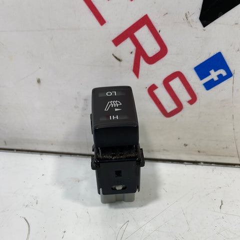 Toyota Hilux HEATED SEAT SWITCH 2019 P/N 16525MD