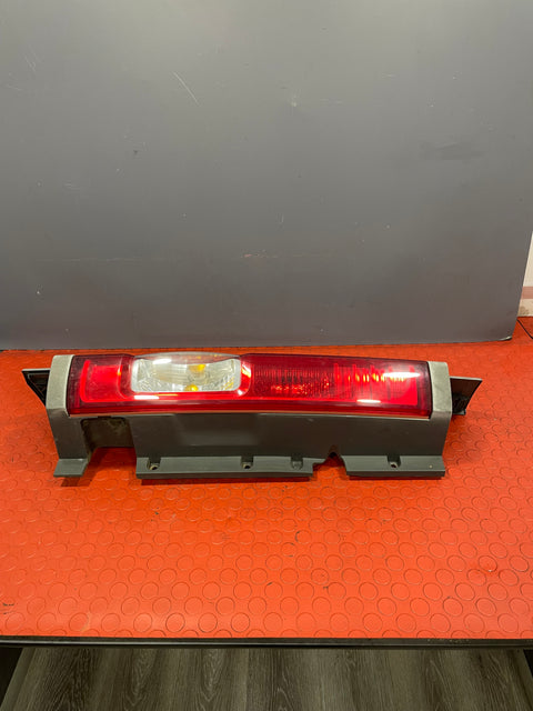 Renault Trafic II REAR TAILLIGHT ASSEMBLY Passenger Side 2006-2013 P/N 265A60118R