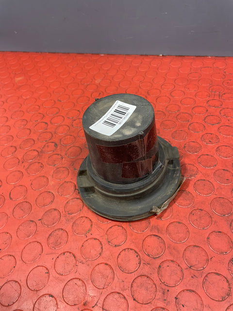 Citroen Berlingo/Peugeot Partner REAR BUMP STOP 2019> P/N 9831085880