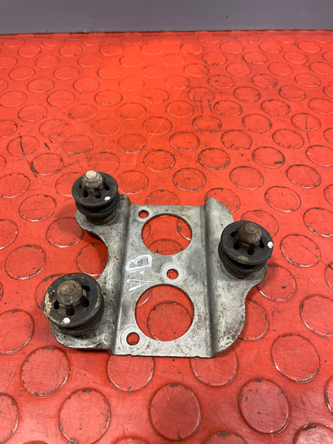 Volkswagen T5 Transporter ABS MODULE MOUNTING BRACKETS 2003-2010 P/N 7L8614235