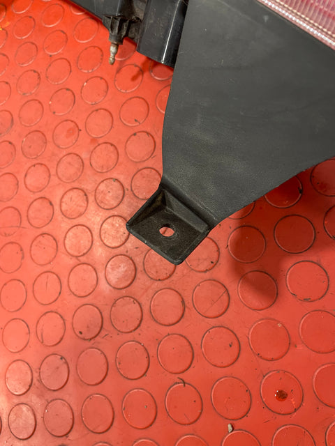 Ford Transit Custom TAILLIGHT PASSENGER SIDE LH (Damaged Lens) 2013-2023 P/N BK2113405AG - 3