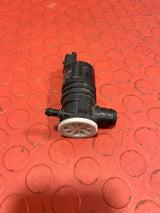 Citroen Berlingo/Peugeot Partner/Vauxhall Combo/Toyota Proace City WINDSCREEN WASHER PUMP 2018-2025 P/N 9811794980