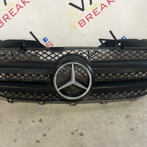 Mercedes Sprinter FRONT BUMPER GRILL 2007 P/N A9068800385