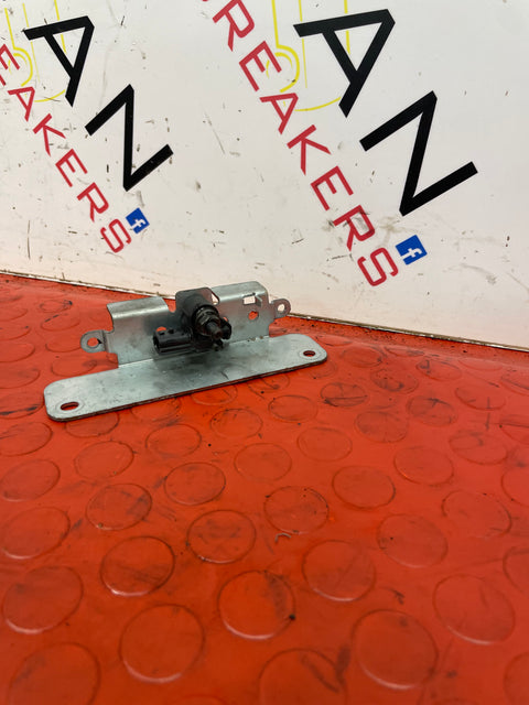 Nissan Navara AIRBAG SENSOR   2017 2.3L  P/N 988303JA0A