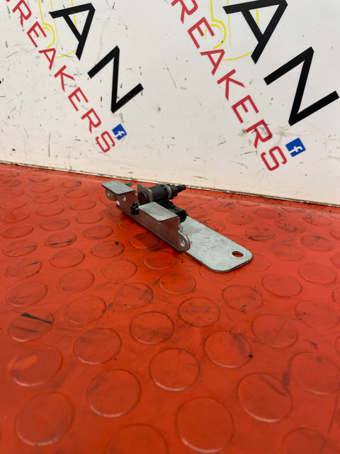 Nissan Navara AIRBAG SENSOR   2017 2.3L  P/N 988303JA0A