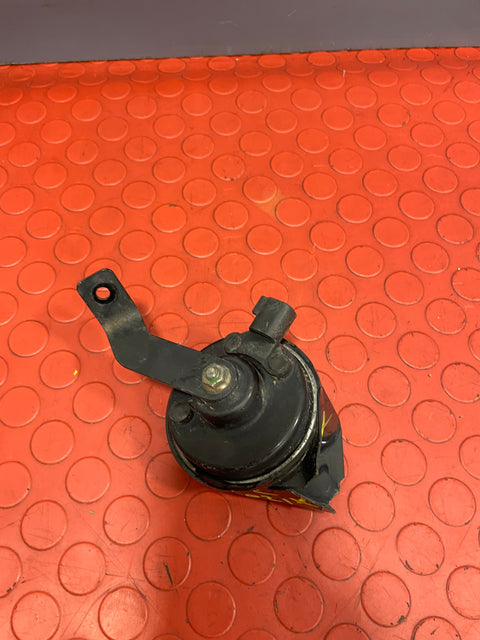 Saic Maxus Deliver 9 12V HORN (with damage) 2.0TD 2021-2024 P/N C00077411