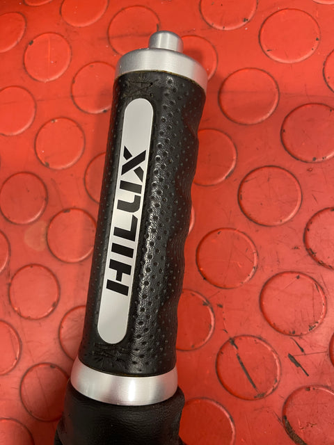 Toyota Hilux LEATHER HANDBRAKE LEVER ASSEMBLY W/ LEATHER COVER 2017 R/N TYTHLX2017HBK