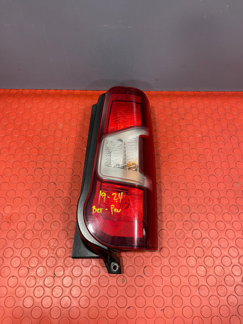 Citroen Berlingo/Peugeot Partner/Vauxhall Combo/Toyota Proace City DRIVERS SIDE TAILLIGHT 2019-2024 P/N 9820554880 - 6