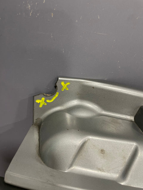 Renault Master FACELIFT FRONT BUMPER GRILLE (Damage Mounting Point Right Side) 2014-2021 P/N 623102803R / 623104199R