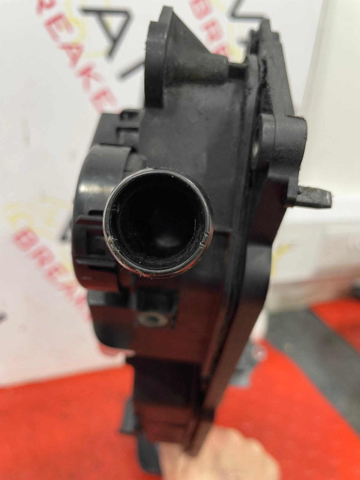 Peugeot Partner Citroen Berlingo CYLINDER HEAD VALVE COVER 1.6 HDi 8V 2013-2018  P/N 9688939180- 1