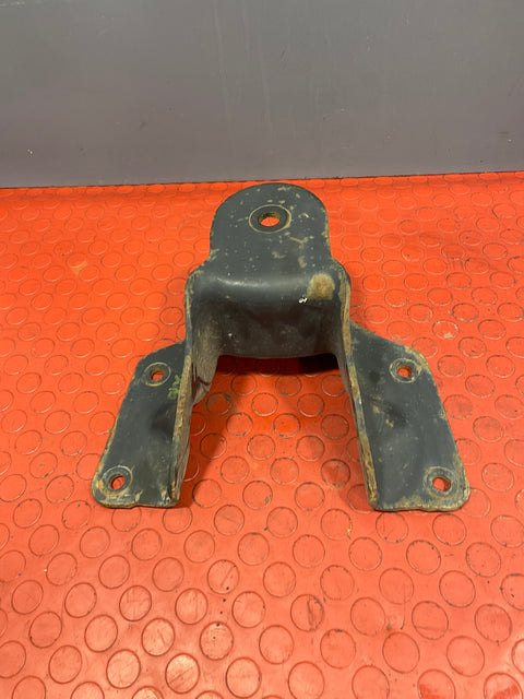 Ford Transit Tipper Mk8 REAR SPRING CARRIER Fits Both Sides 2.2 2014-2021 P/N BK315785AC - 1