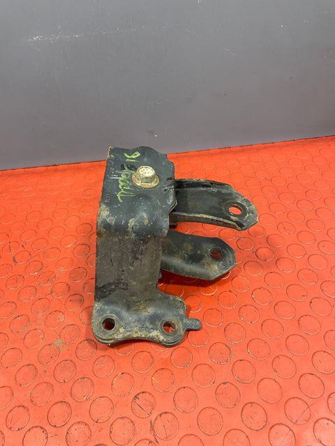 Ford Transit Tipper REAR LEAF SPRING HANGER / BRACKET Fits Both Sides MK8 2.2 2014-2021 P/N KK315776AA / 6C115894AD